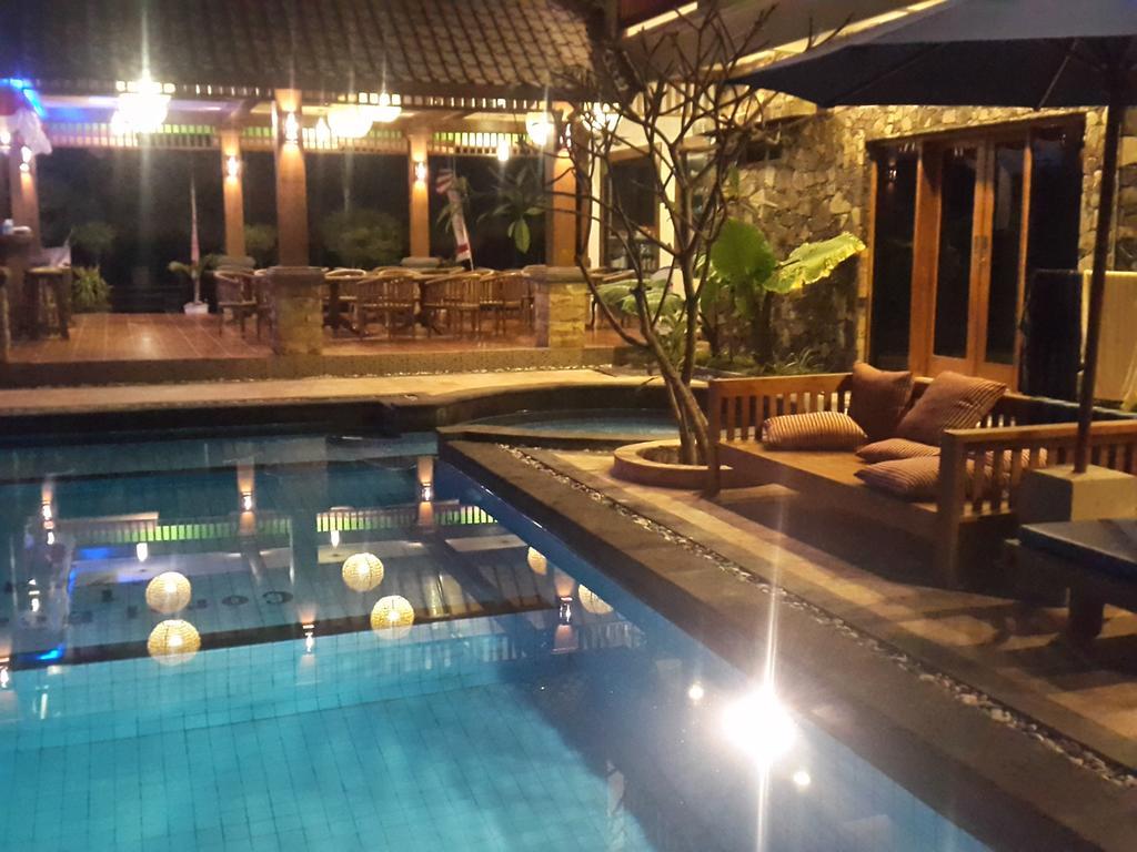 Coral Beach Pizza Cottages Gili Trawangan Zewnętrze zdjęcie