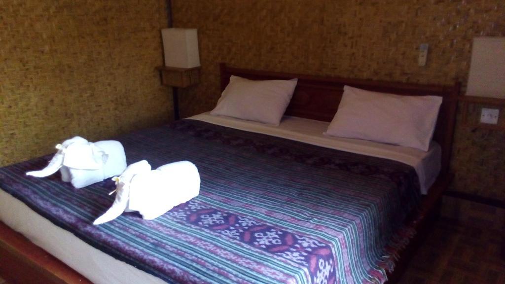 Coral Beach Pizza Cottages Gili Trawangan Zewnętrze zdjęcie