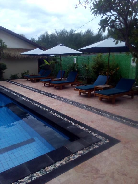 Coral Beach Pizza Cottages Gili Trawangan Zewnętrze zdjęcie