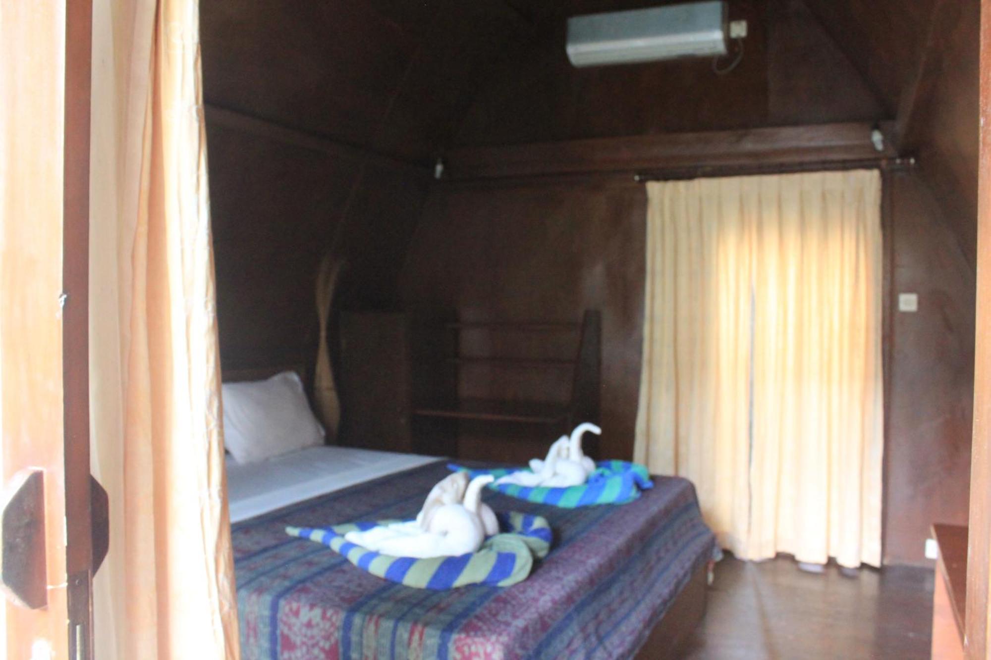 Coral Beach Pizza Cottages Gili Trawangan Zewnętrze zdjęcie