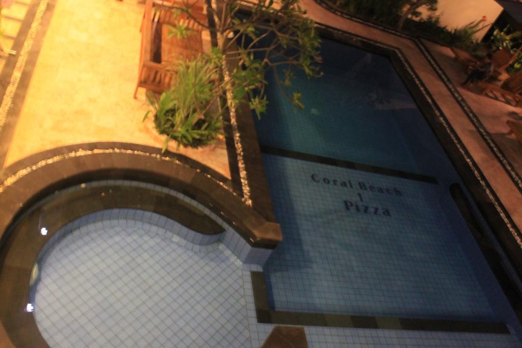 Coral Beach Pizza Cottages Gili Trawangan Zewnętrze zdjęcie