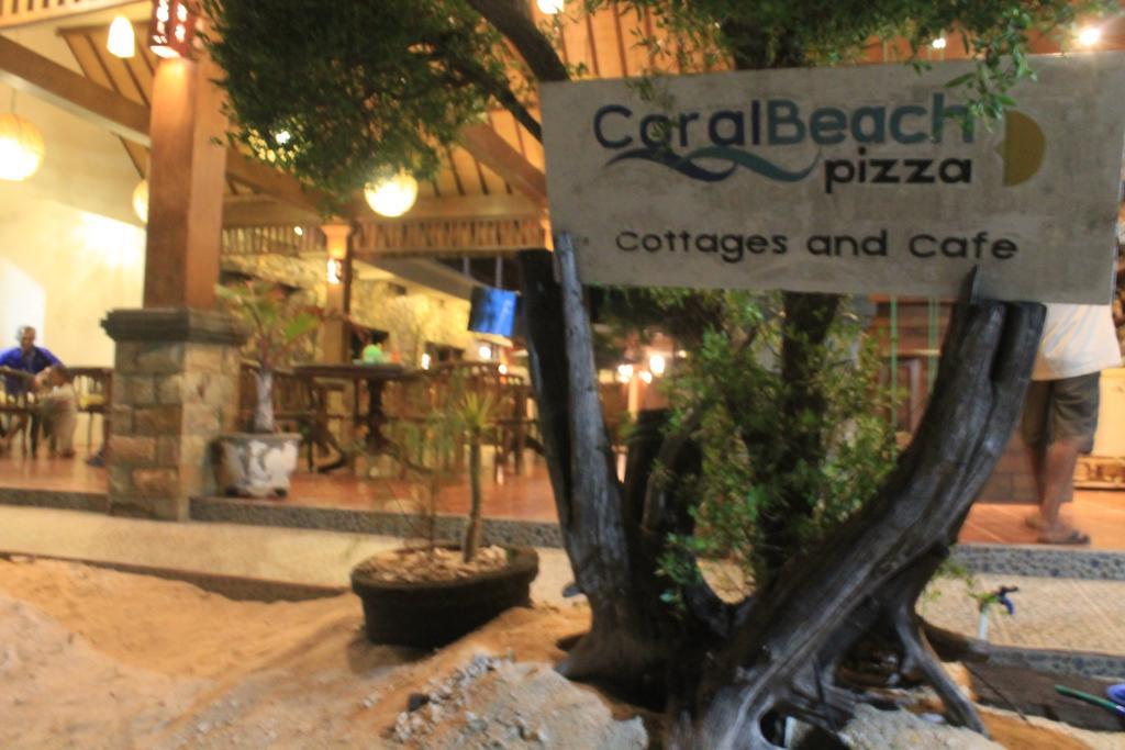 Coral Beach Pizza Cottages Gili Trawangan Zewnętrze zdjęcie