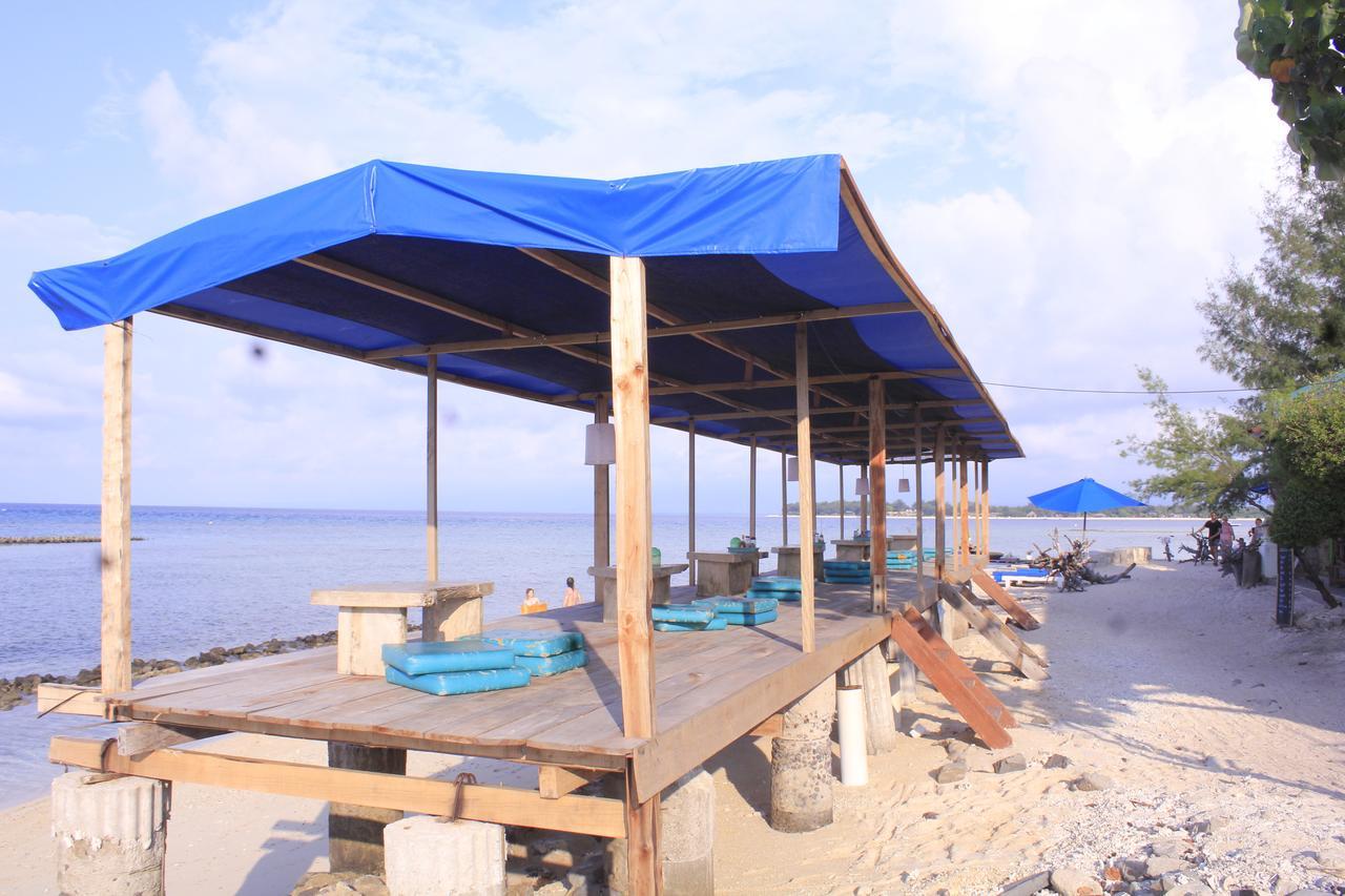 Coral Beach Pizza Cottages Gili Trawangan Zewnętrze zdjęcie